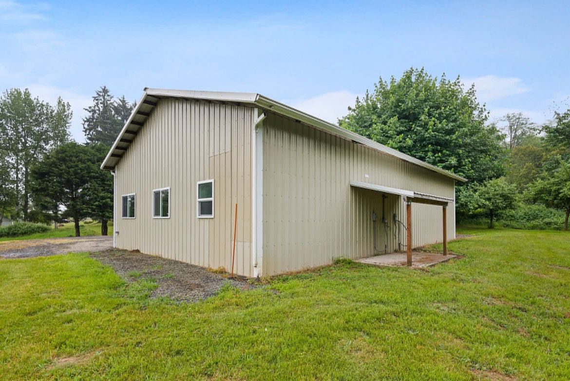 NEW LISTING